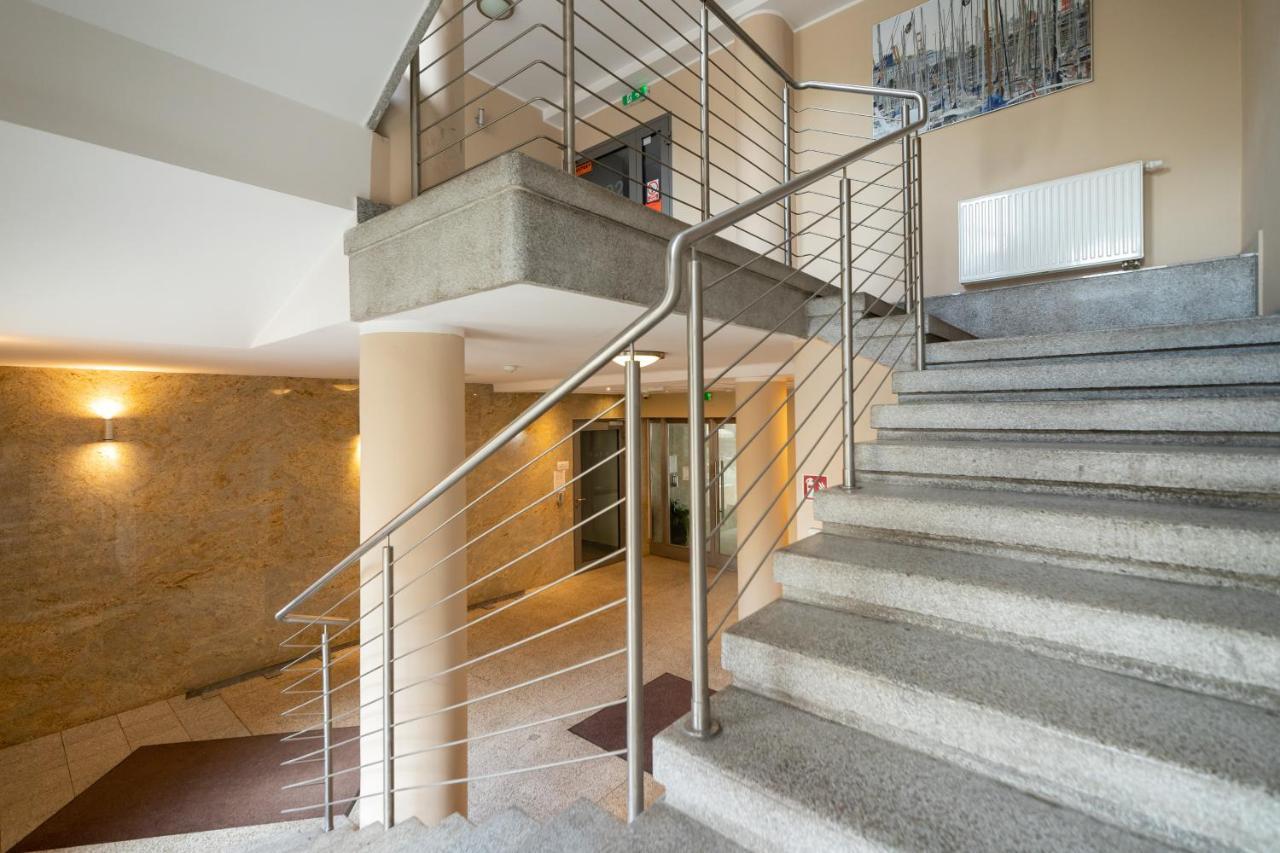 Lea Apartments Krakow Krowodrza By Noclegi Renters Esterno foto